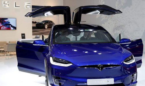 Tesla lays out path to an electric car cheap enough for most people