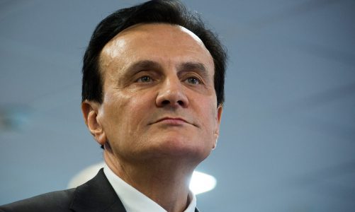 Under fire, AstraZeneca CEO defends transparency of COVID-19 vaccine trials